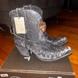 Ariat Black Western Boots